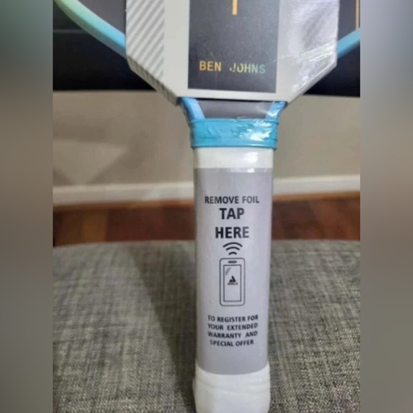 JOOLA Pro Pickleball Paddle - Picture 3 of 3